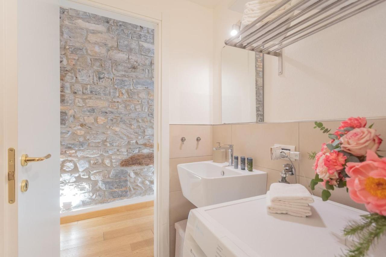 Wine Not Apartment In Como City Centre Luaran gambar