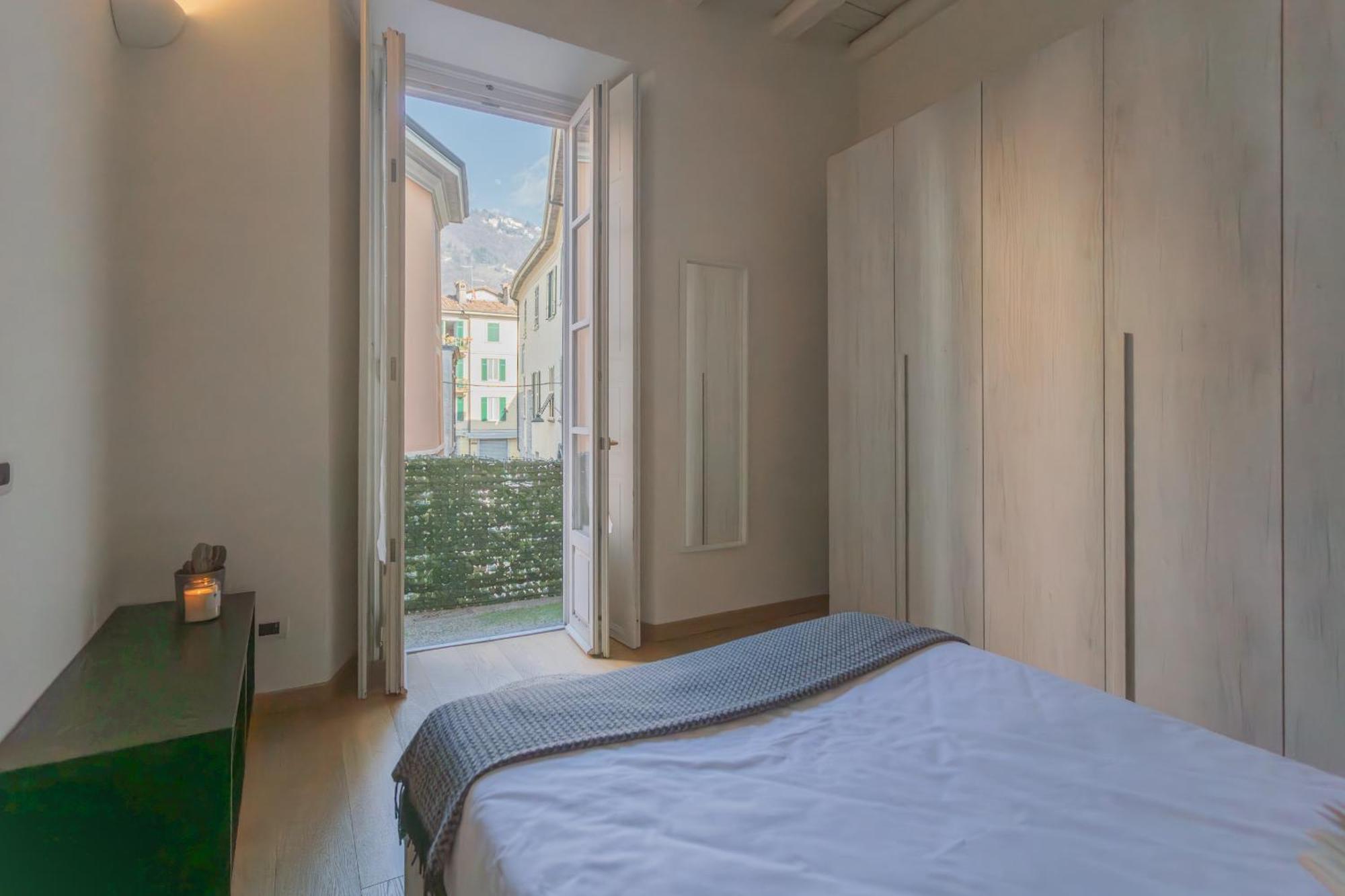 Wine Not Apartment In Como City Centre Luaran gambar